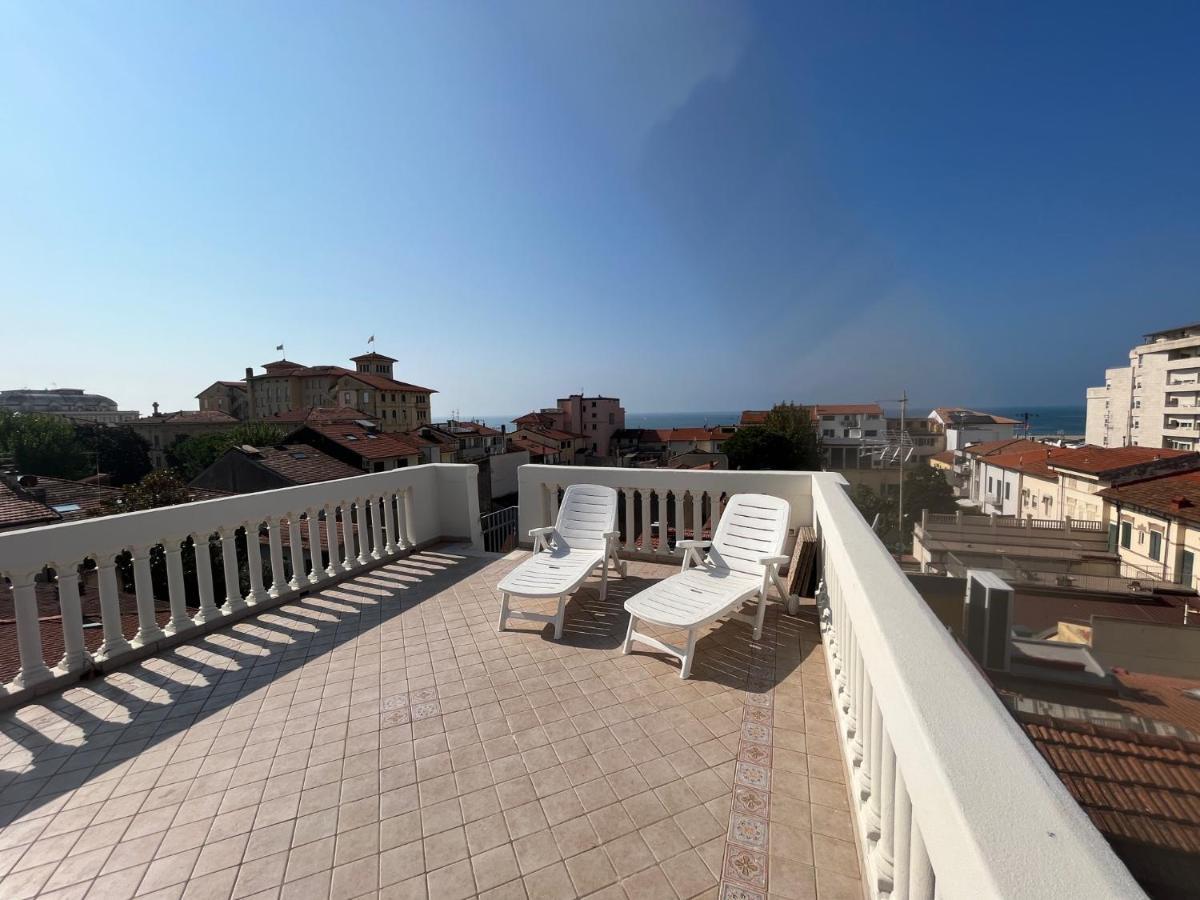 Villa Giulia Bnb Viareggio Exterior foto